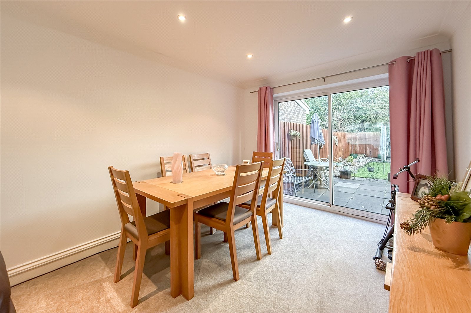 4 bed semi-detached house for sale in Tiverton Court, Harpenden, Hertfordshire, AL5 - Property Image 4