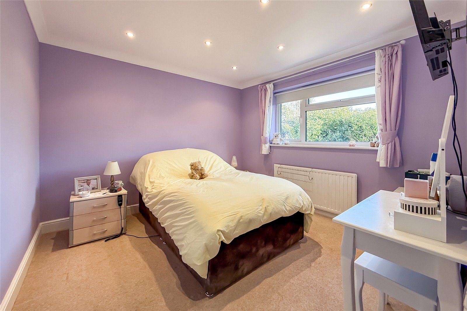 4 bed semi-detached house for sale in Tiverton Court, Harpenden, Hertfordshire, AL5 - Property Image 9