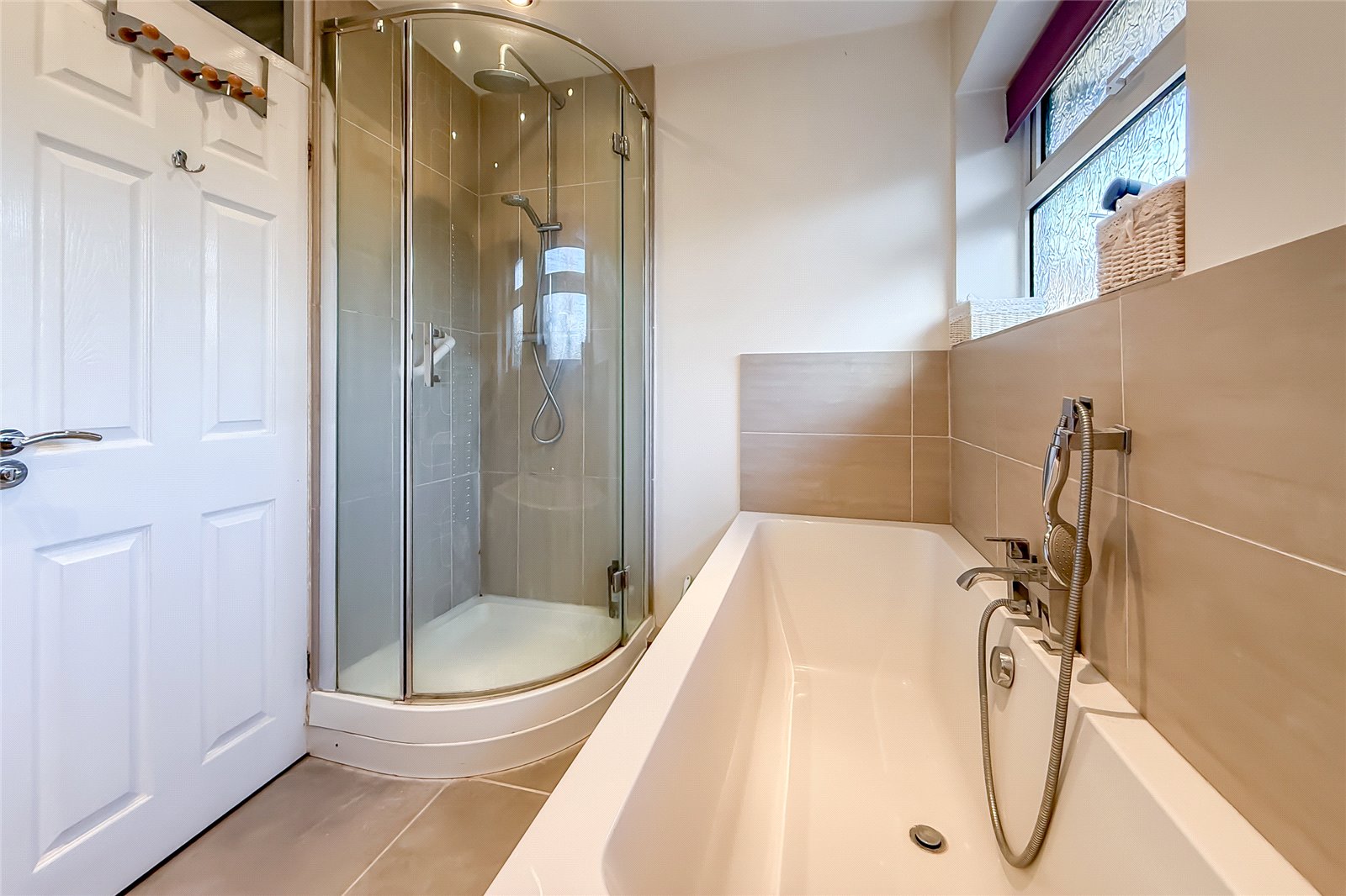 4 bed semi-detached house for sale in Tiverton Court, Harpenden, Hertfordshire, AL5 - Property Image 10