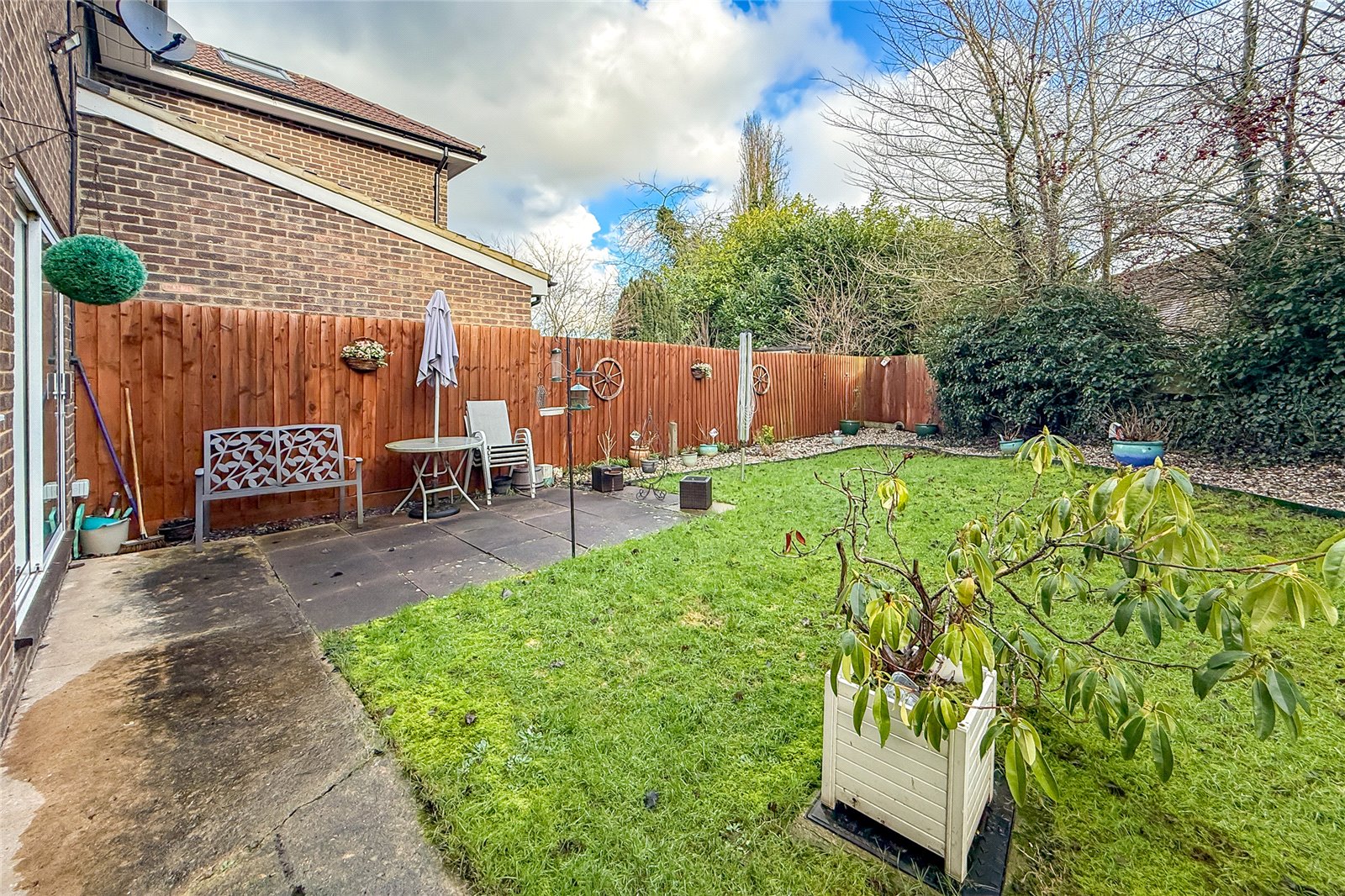 4 bed semi-detached house for sale in Tiverton Court, Harpenden, Hertfordshire, AL5 - Property Image 11