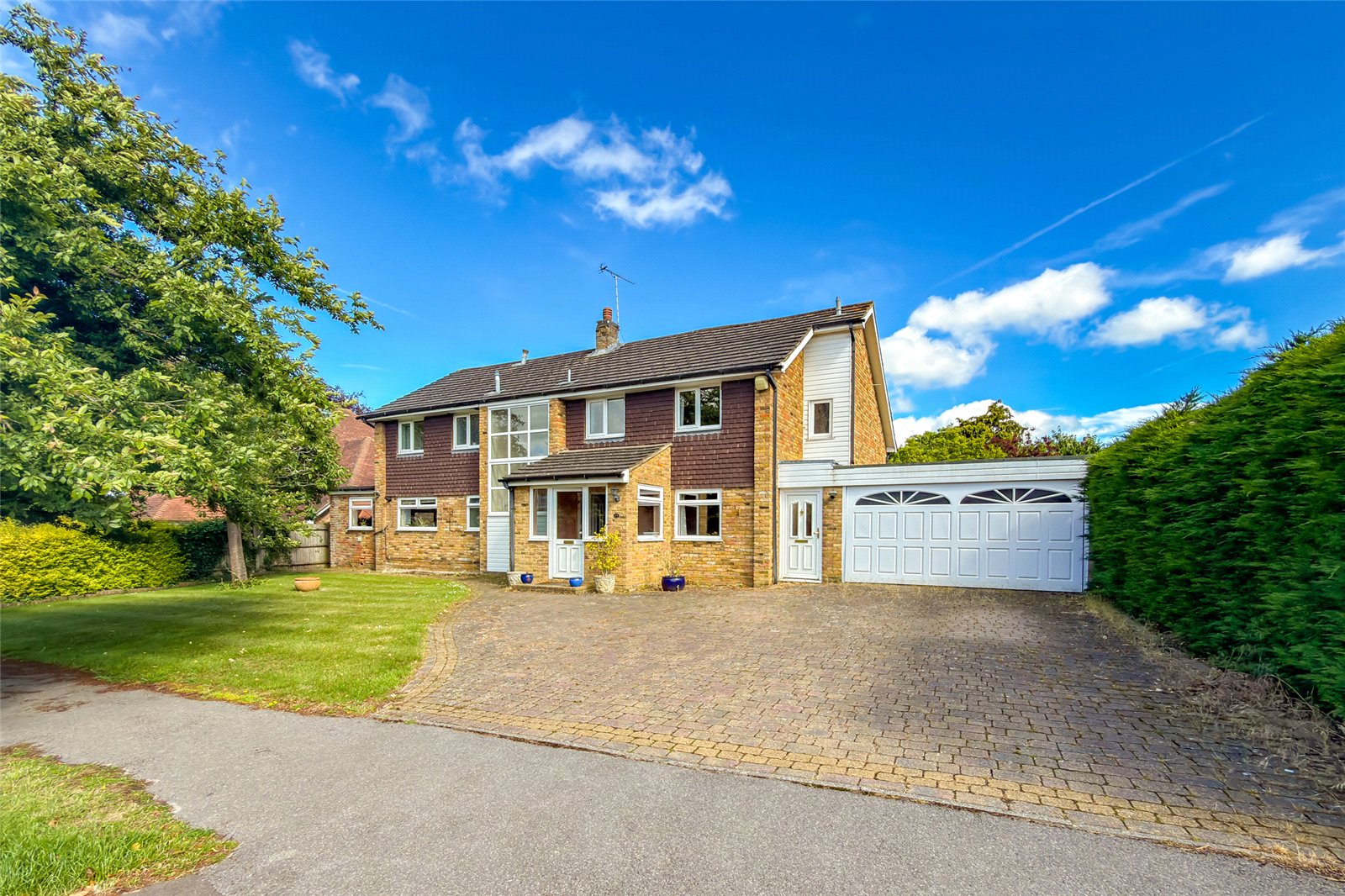 4 bed detached house for sale in Netherfield Road, Harpenden, Hertfordshire, AL5  - Property Image 4