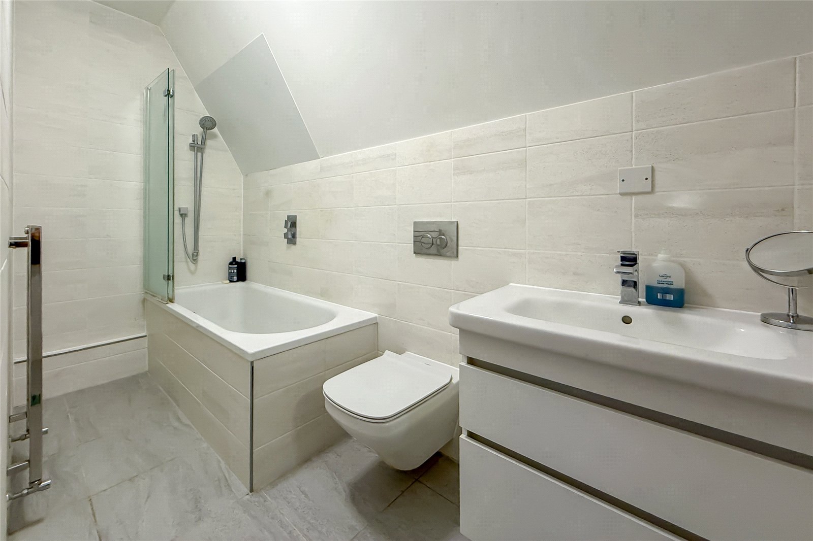 1 bed apartment for sale in Gleneagle Manor, Townsend Lane, Harpenden, Hertfordshire, AL5  - Property Image 6