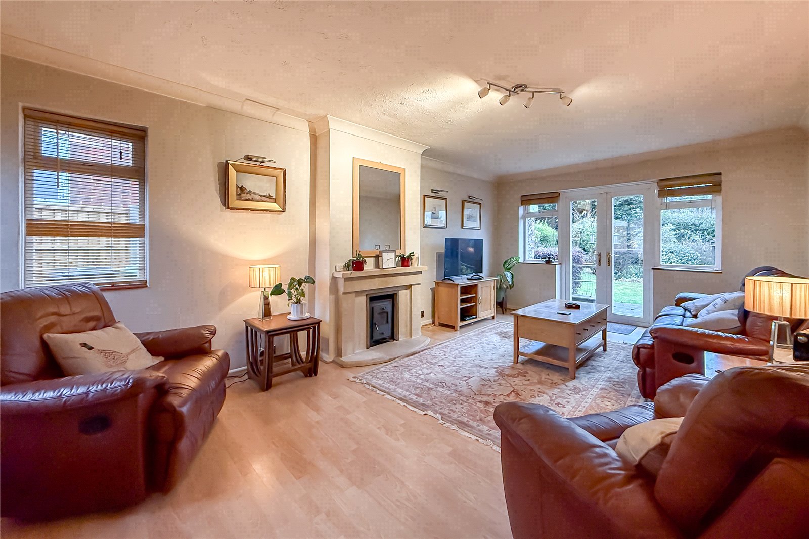 3 bed detached bungalow for sale in Park Rise, Harpenden, Hertfordshire, AL5  - Property Image 4