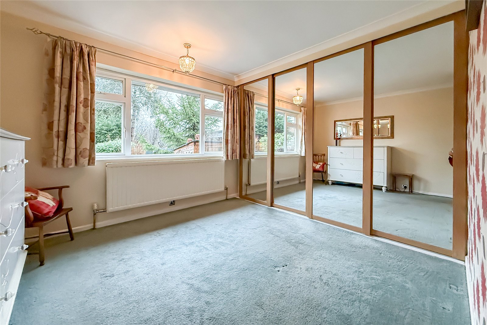 3 bed detached bungalow for sale in Park Rise, Harpenden, Hertfordshire, AL5  - Property Image 6