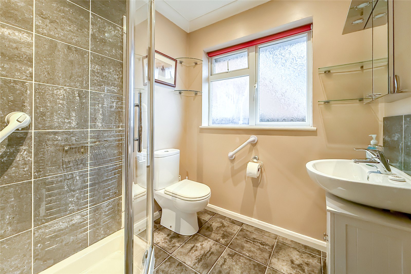 3 bed detached bungalow for sale in Park Rise, Harpenden, Hertfordshire, AL5  - Property Image 11