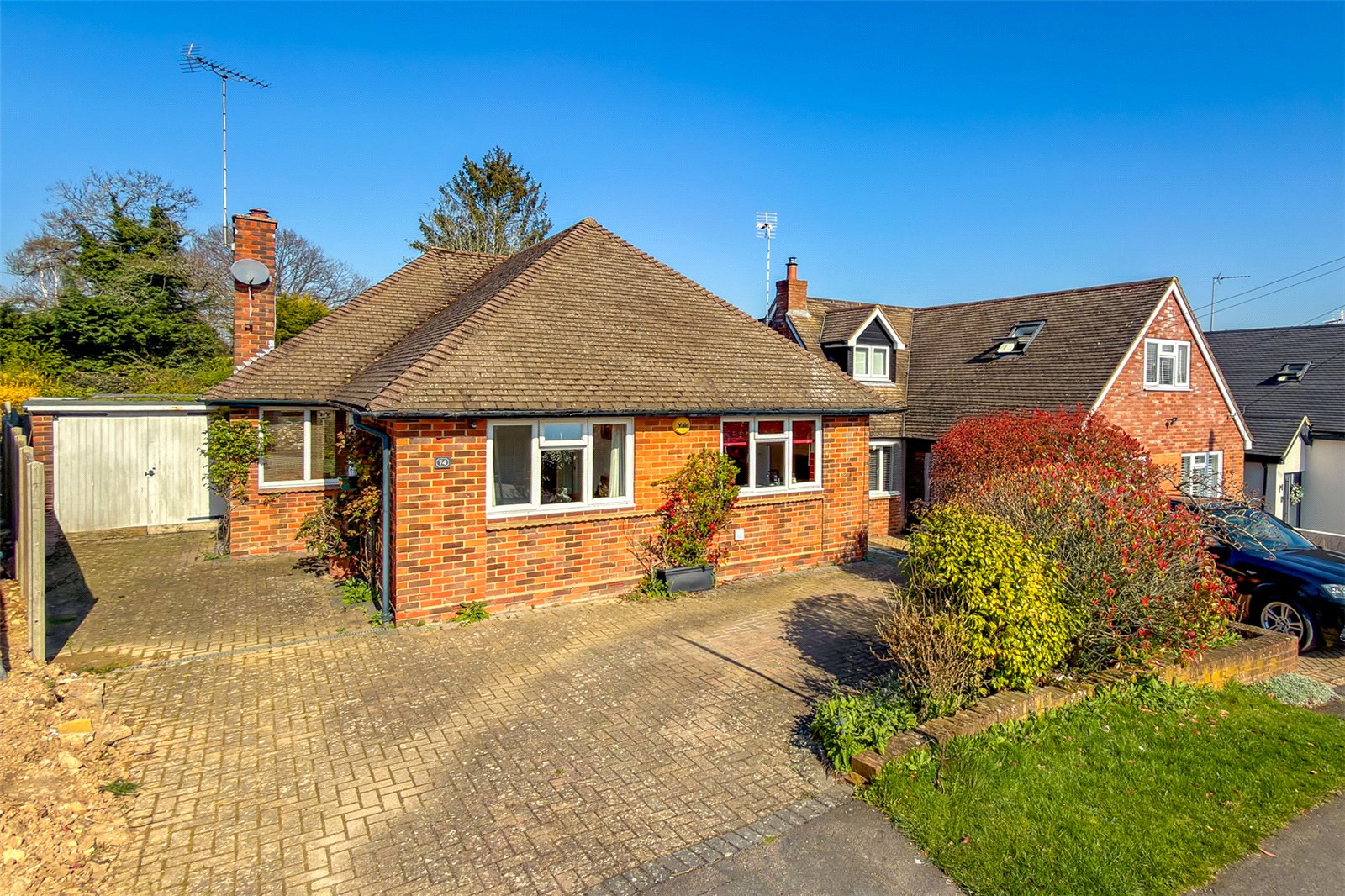3 bed detached bungalow for sale in Park Rise, Harpenden, Hertfordshire, AL5