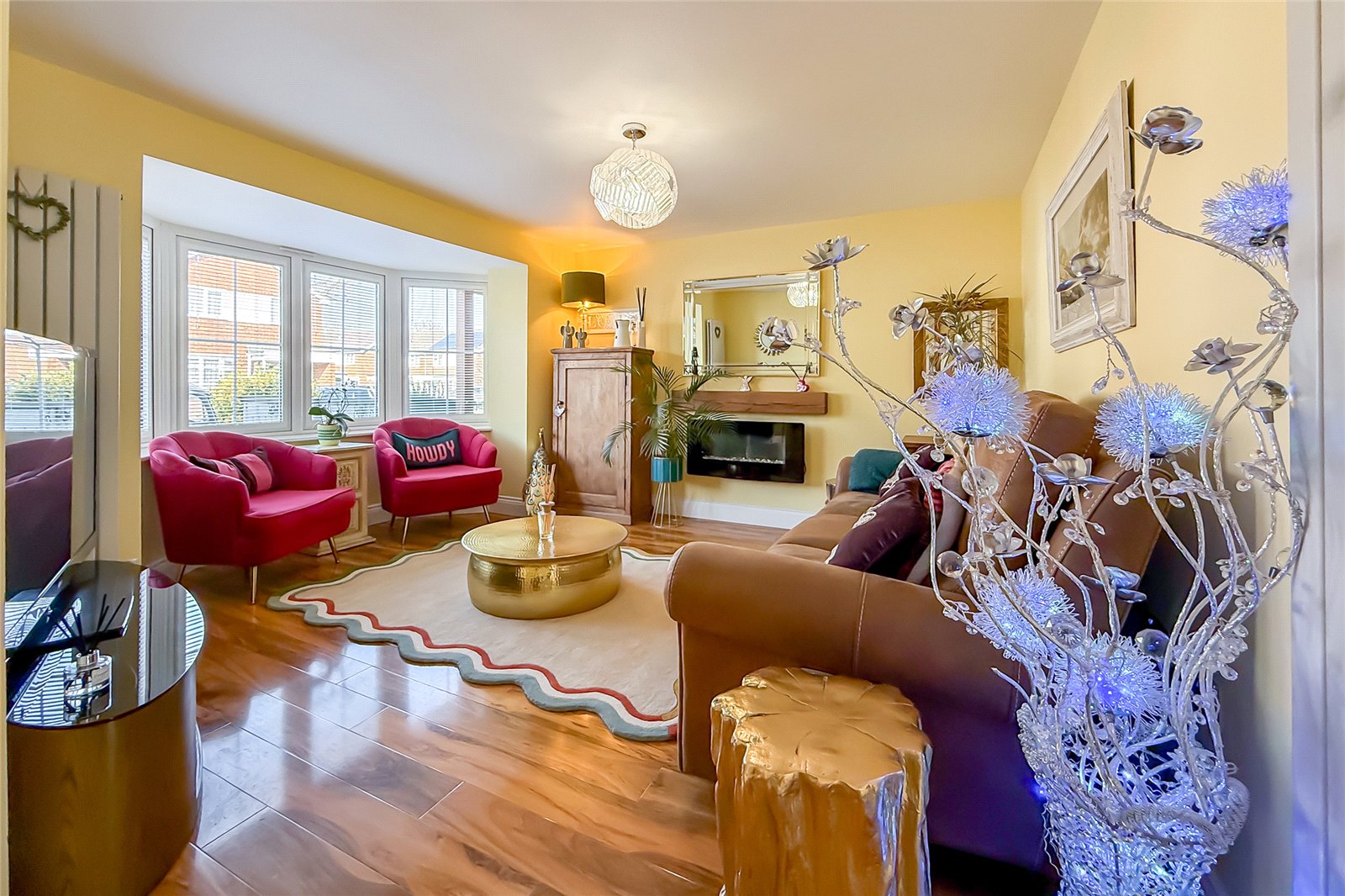 4 bed detached house for sale in Bridle Close, St. Albans, Hertfordshire, AL3  - Property Image 2