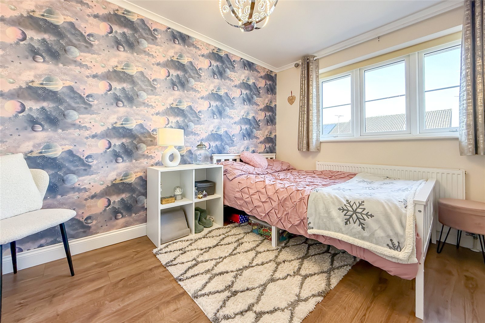 4 bed detached house for sale in Bridle Close, St. Albans, Hertfordshire, AL3  - Property Image 7
