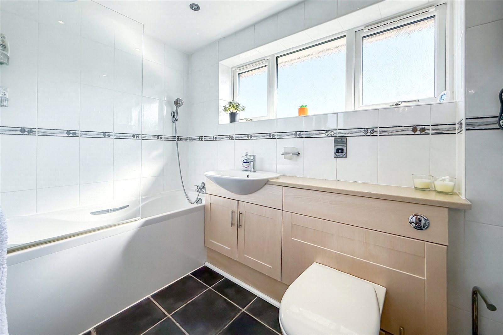 4 bed detached house for sale in Bridle Close, St. Albans, Hertfordshire, AL3  - Property Image 10