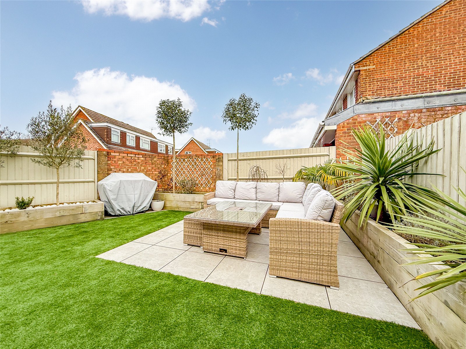4 bed semi-detached house for sale in Chesterton Avenue, Harpenden, Hertfordshire, AL5 - Property Image 24