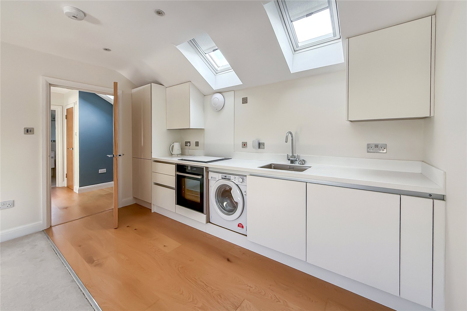 1 bed apartment for sale in High Street, Kimpton, Hertfordshire, SG4