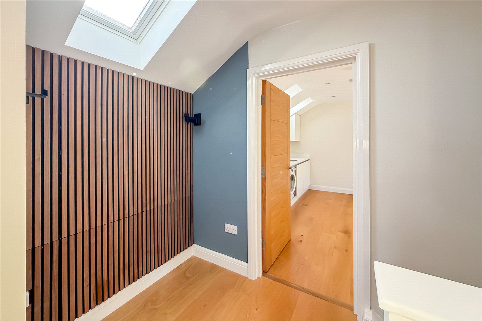 1 bed apartment for sale in High Street, Kimpton, Hertfordshire, SG4  - Property Image 5