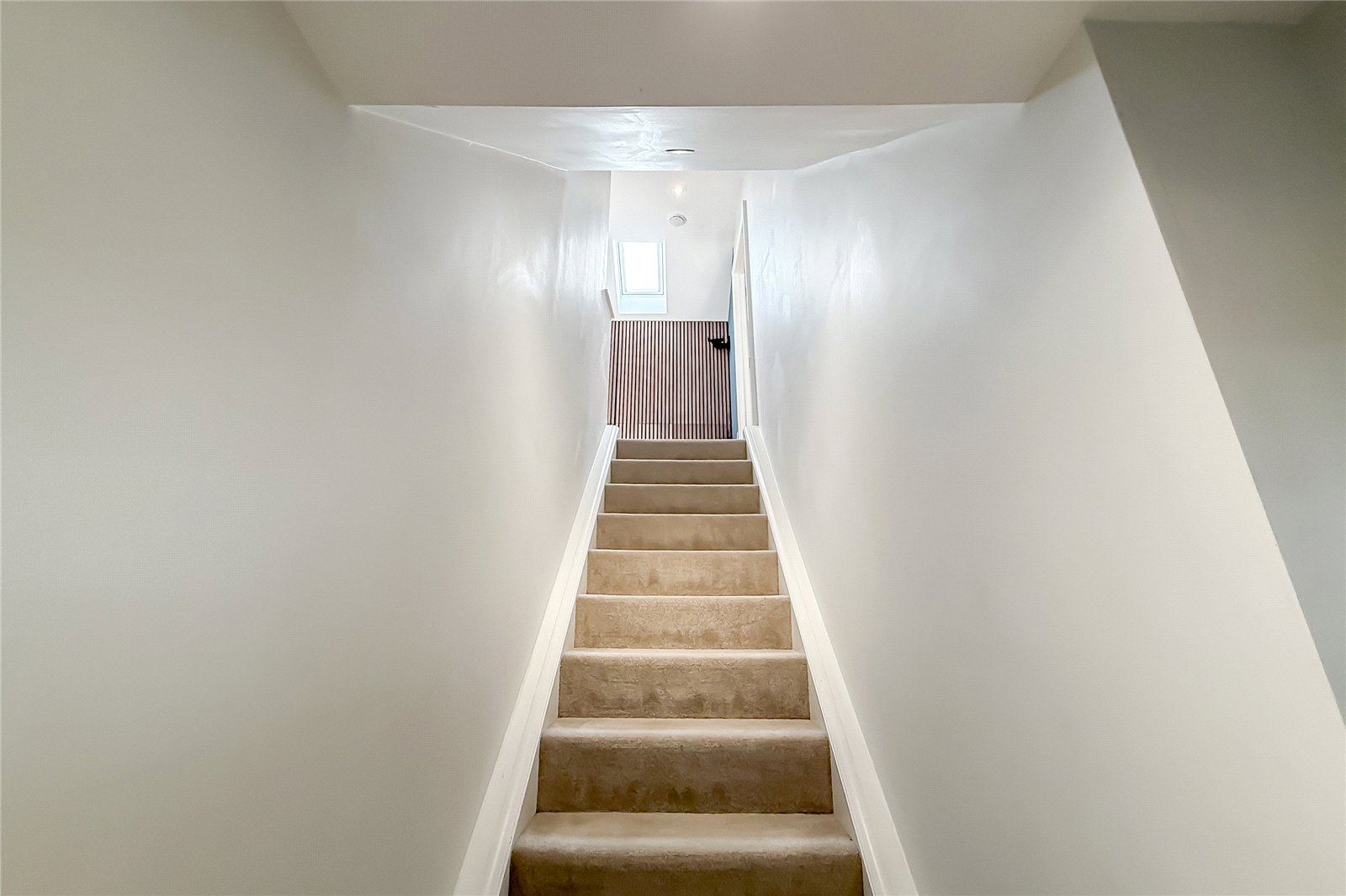 1 bed apartment for sale in High Street, Kimpton, Hertfordshire, SG4  - Property Image 10