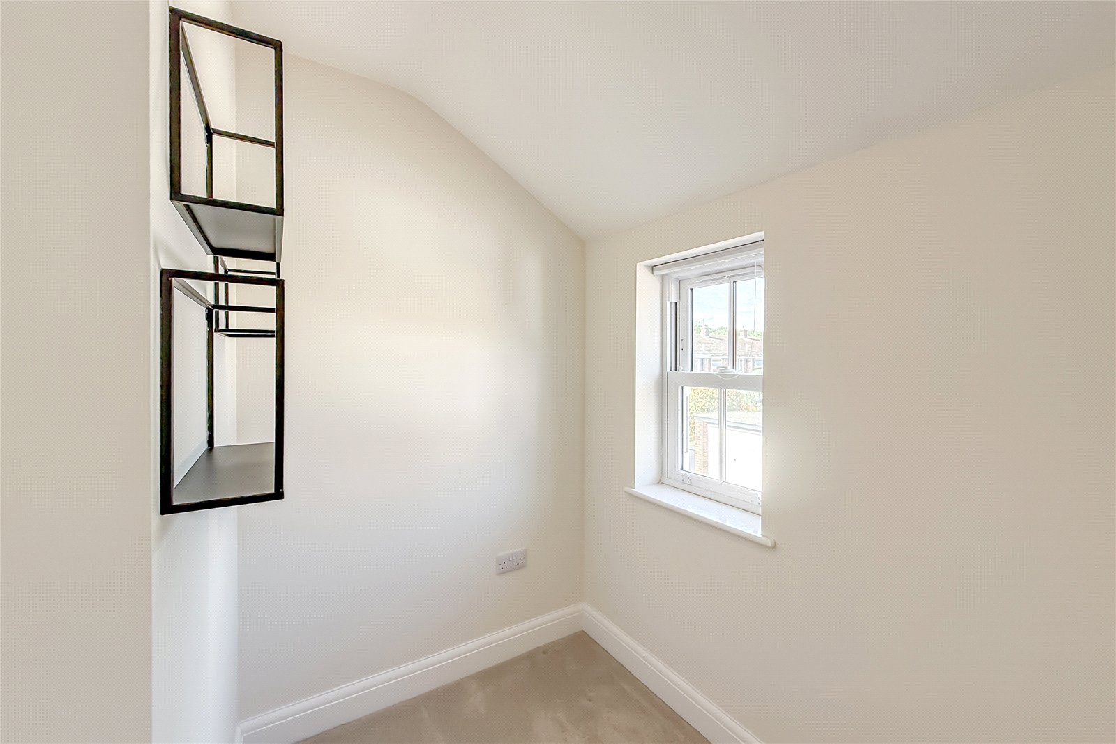 1 bed apartment for sale in High Street, Kimpton, Hertfordshire, SG4  - Property Image 13