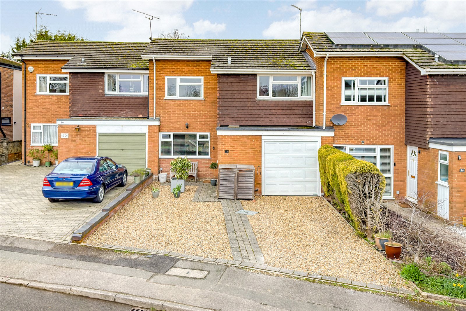 3 bed terraced house for sale in Eastmoor Park, Harpenden, Hertfordshire, AL5
