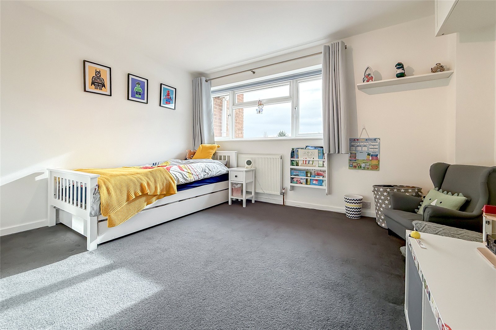 3 bed terraced house for sale in Eastmoor Park, Harpenden, Hertfordshire, AL5 - Property Image 8