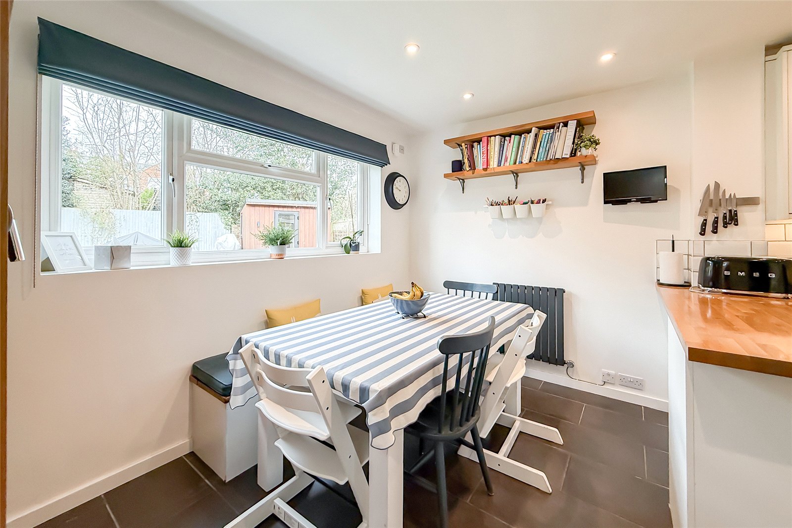 3 bed terraced house for sale in Eastmoor Park, Harpenden, Hertfordshire, AL5 - Property Image 15