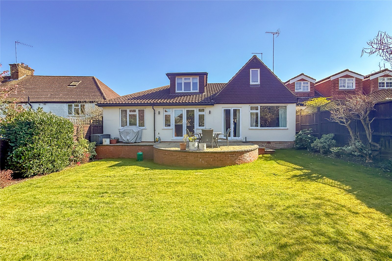 4 bed semi-detached house for sale in The Pleasance, Harpenden, Hertfordshire, AL5  - Property Image 12