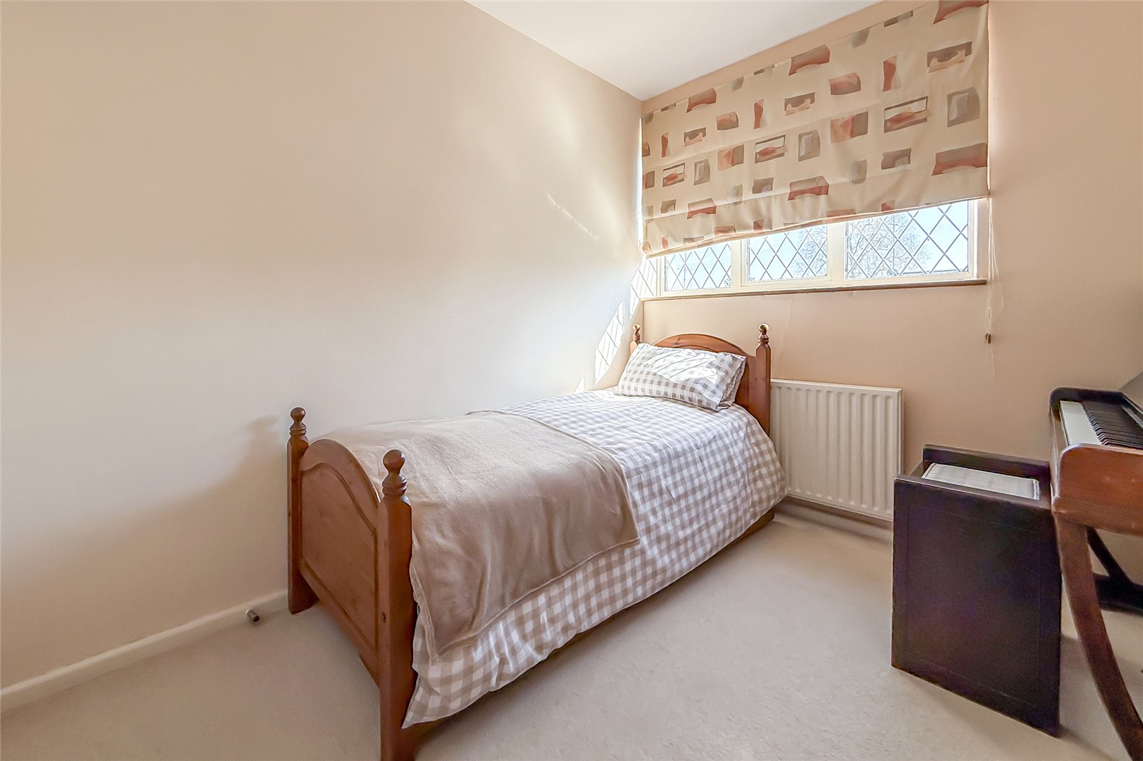 4 bed semi-detached house for sale in The Pleasance, Harpenden, Hertfordshire, AL5  - Property Image 16