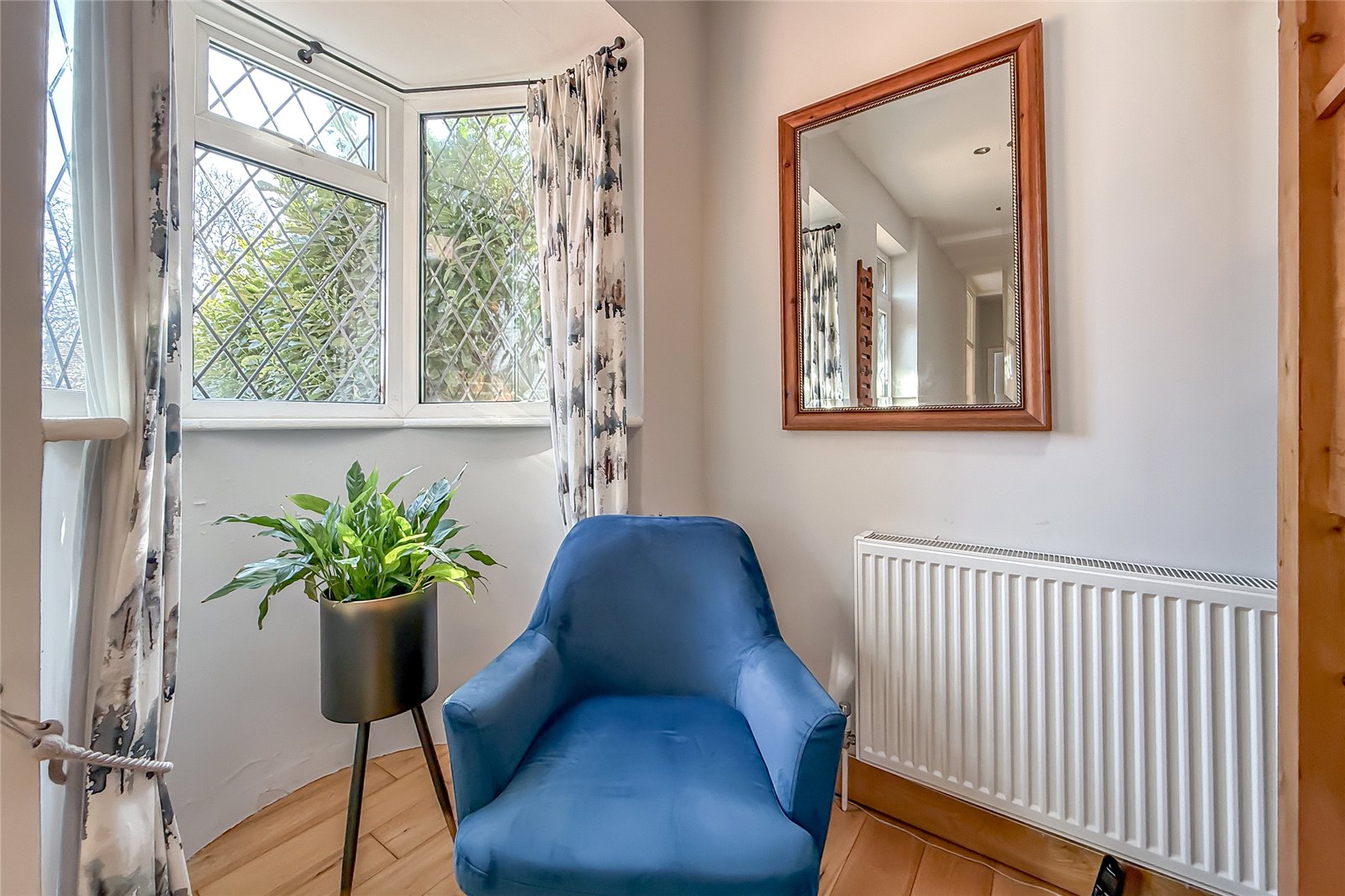 4 bed semi-detached house for sale in The Pleasance, Harpenden, Hertfordshire, AL5  - Property Image 17