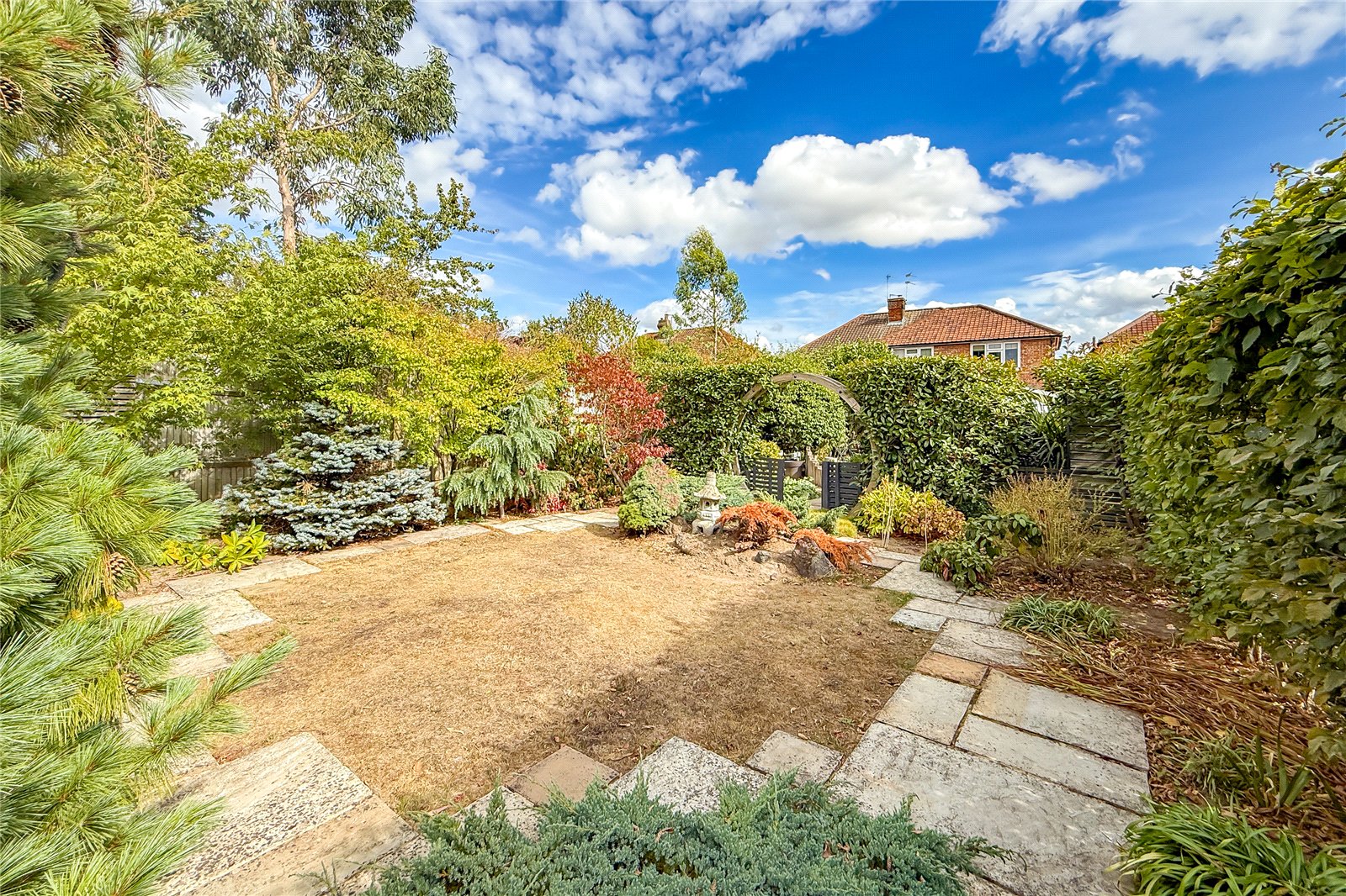 5 bed semi-detached house for sale in Stanley Avenue, St. Albans, Hertfordshire, AL2 - Property Image 12