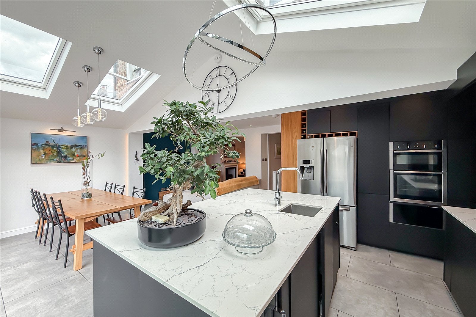 5 bed semi-detached house for sale in Stanley Avenue, St. Albans, Hertfordshire, AL2 - Property Image 20