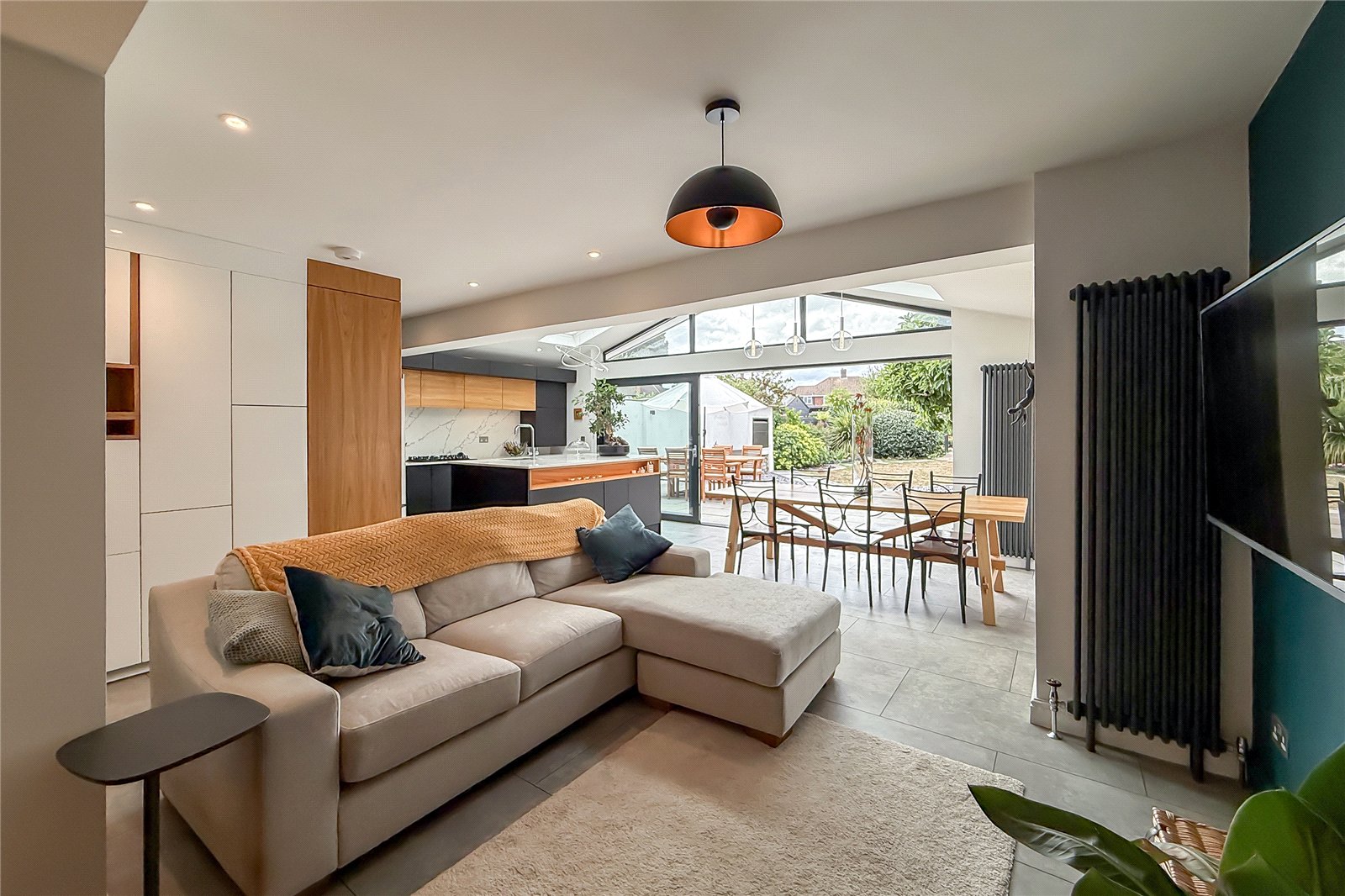 5 bed semi-detached house for sale in Stanley Avenue, St. Albans, Hertfordshire, AL2 - Property Image 22