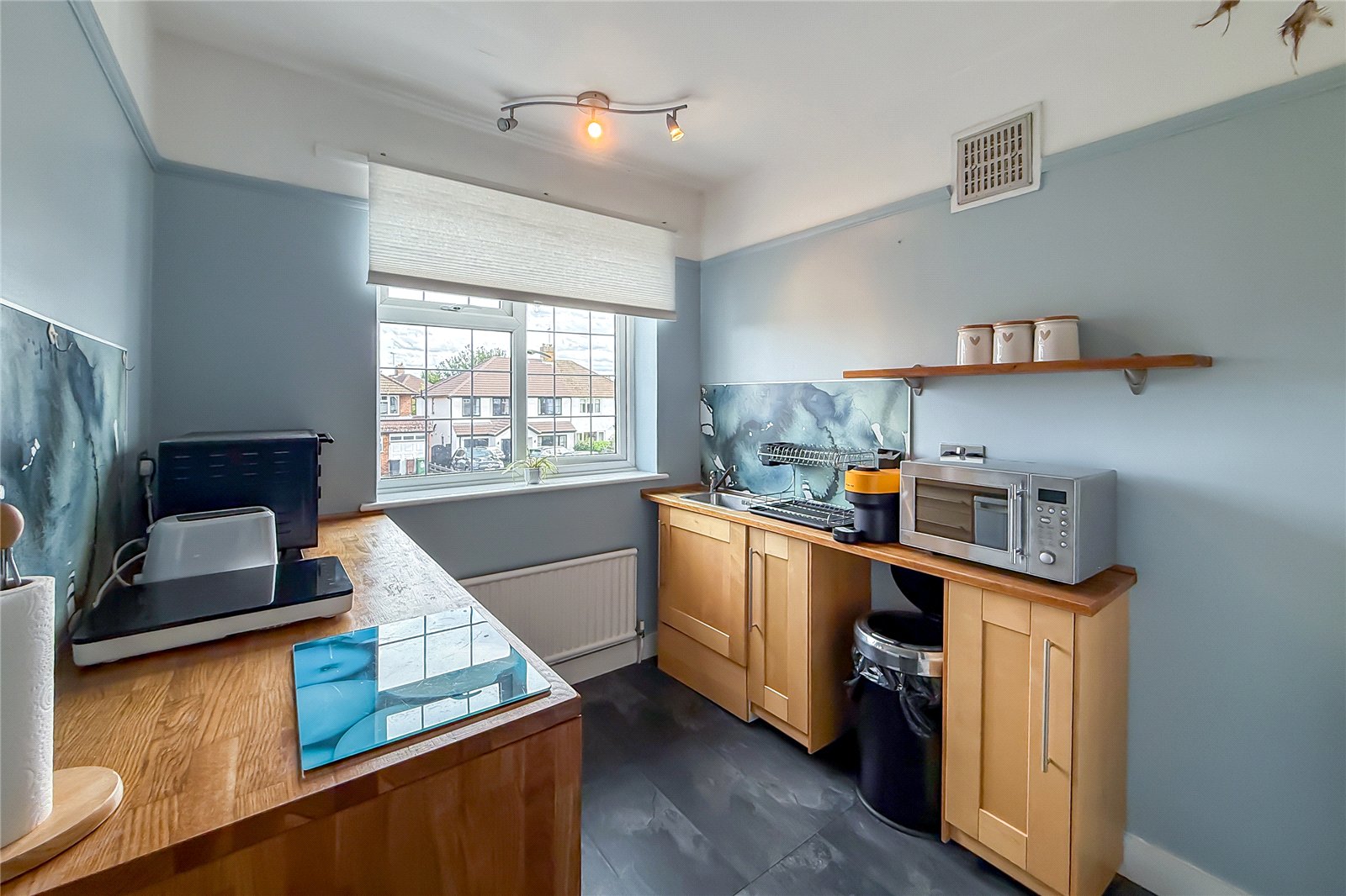 5 bed semi-detached house for sale in Stanley Avenue, St. Albans, Hertfordshire, AL2 - Property Image 25