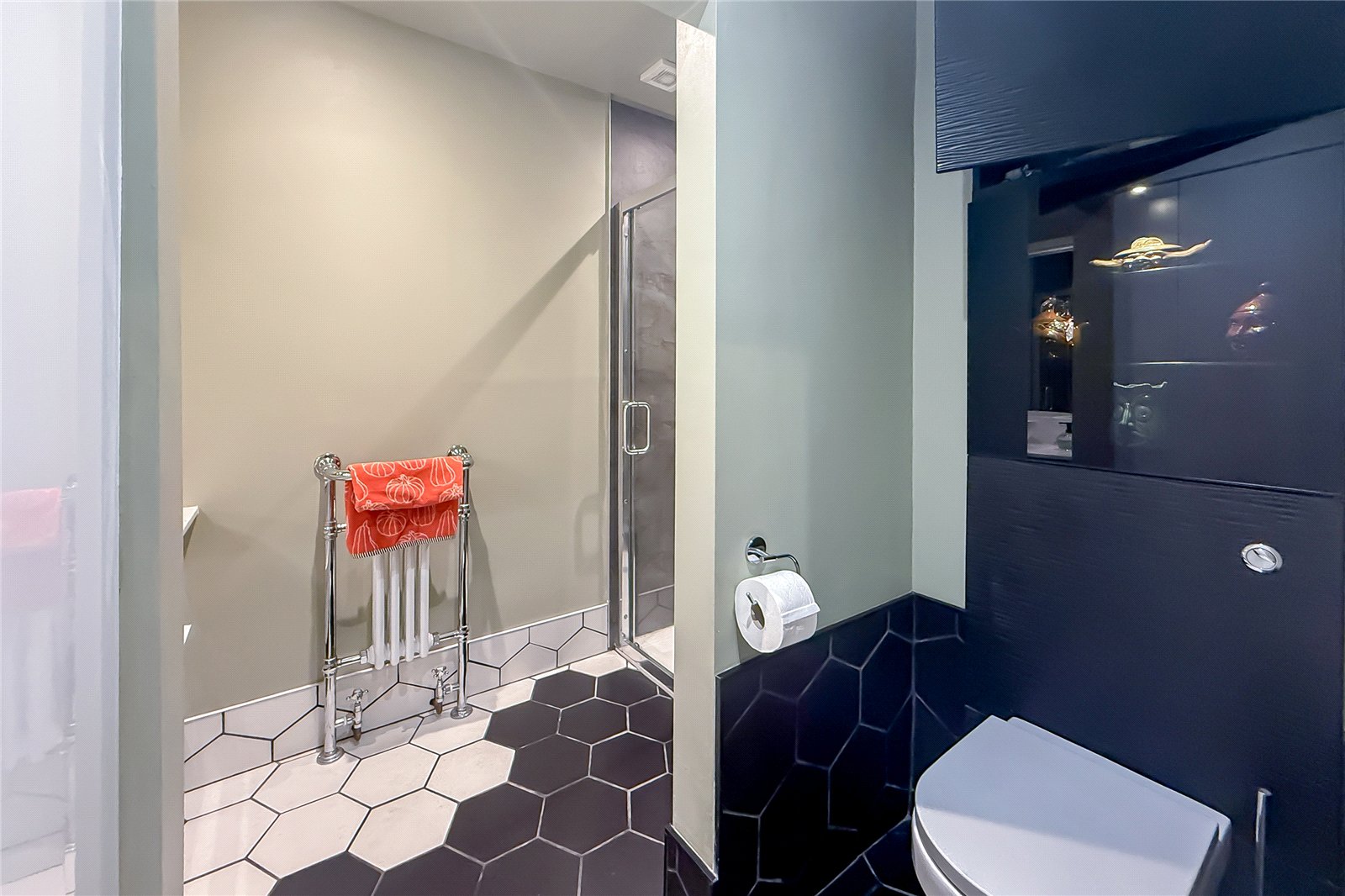 5 bed semi-detached house for sale in Stanley Avenue, St. Albans, Hertfordshire, AL2 - Property Image 26