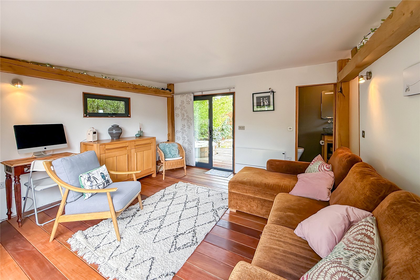 5 bed semi-detached house for sale in Stanley Avenue, St. Albans, Hertfordshire, AL2 - Property Image 28