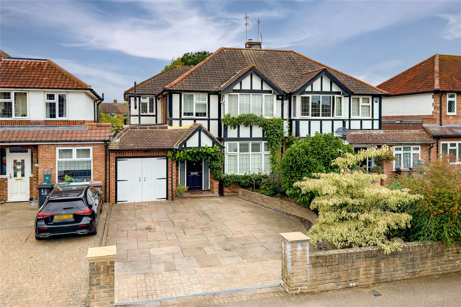 5 bed semi-detached house for sale in Stanley Avenue, St. Albans, Hertfordshire, AL2 - Property Image 1