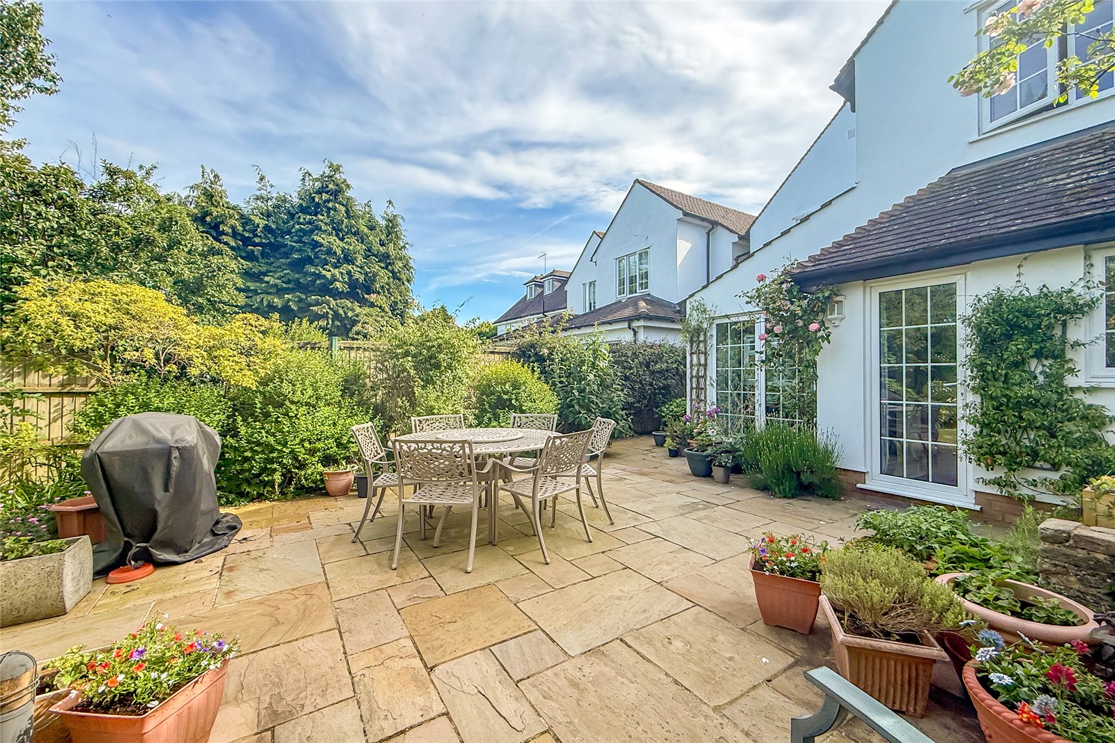 4 bed semi-detached house for sale in Connaught Road, Harpenden, Hertfordshire, AL5  - Property Image 16