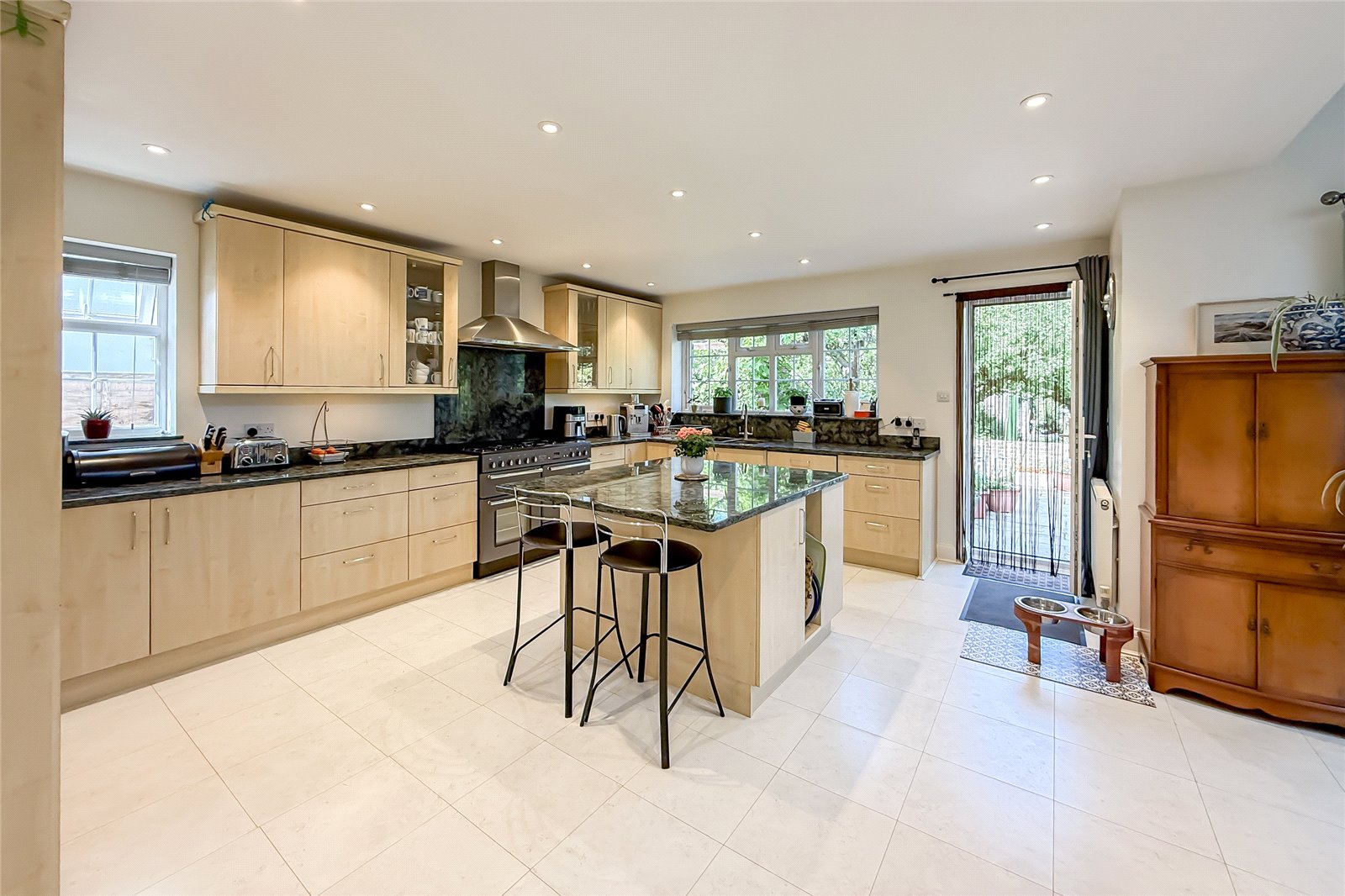 4 bed semi-detached house for sale in Connaught Road, Harpenden, Hertfordshire, AL5  - Property Image 19