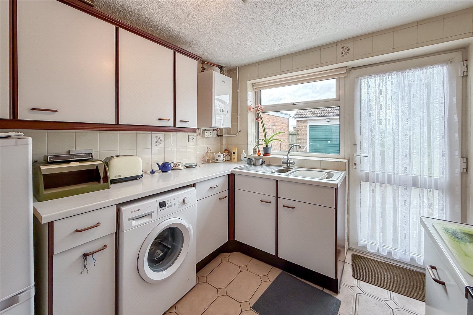 3 bed semi-detached house for sale in Front Street, Slip End, Bedfordshire, LU1  - Property Image 2
