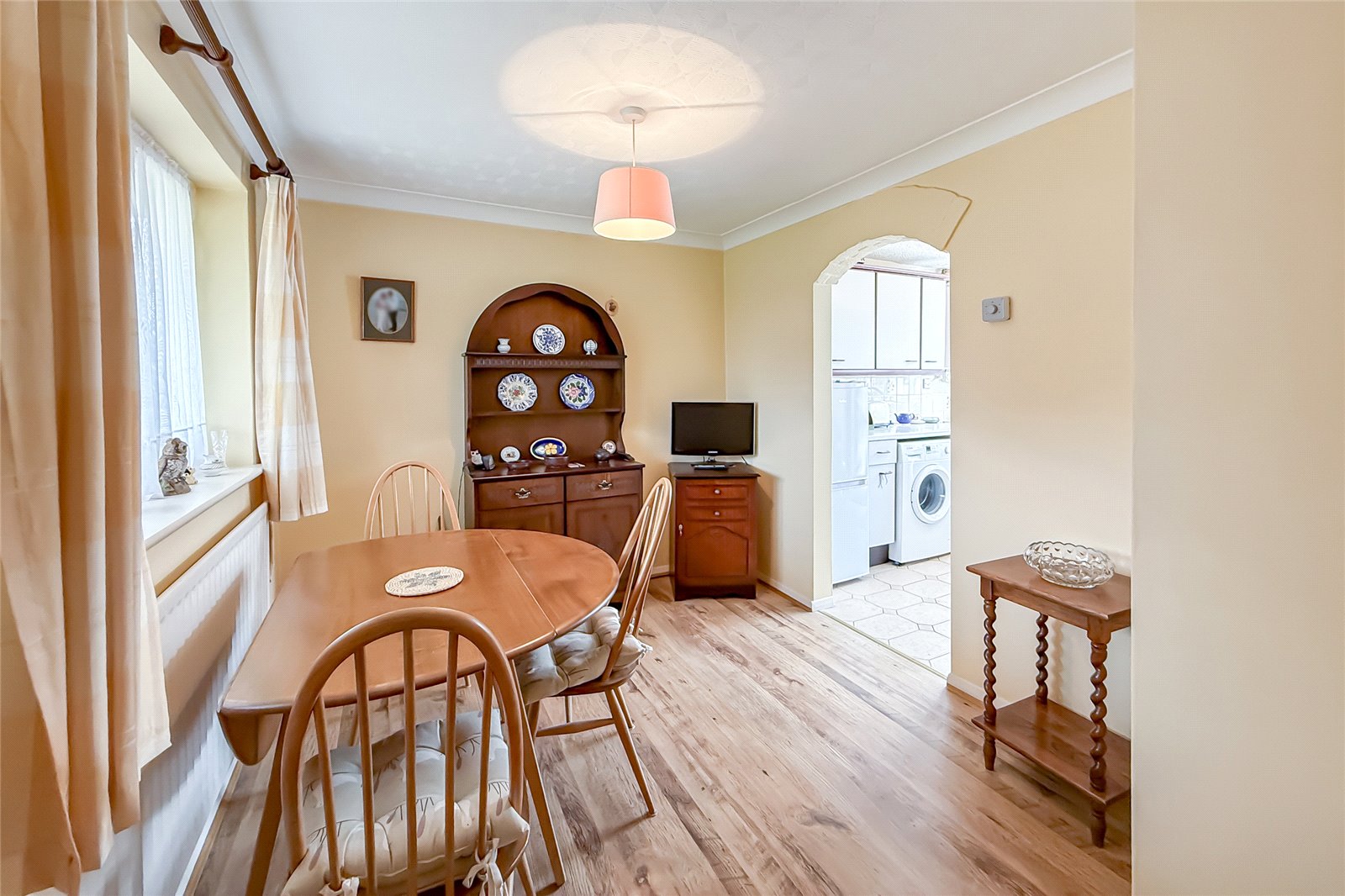 3 bed semi-detached house for sale in Front Street, Slip End, Bedfordshire, LU1  - Property Image 3