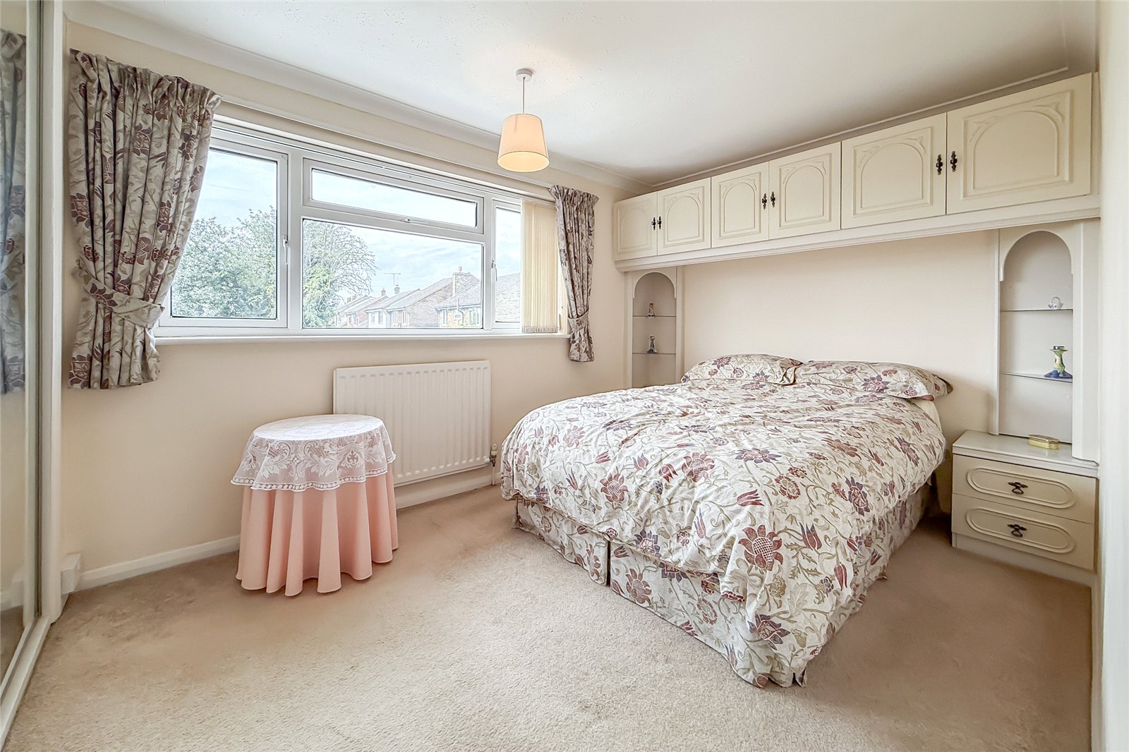 3 bed semi-detached house for sale in Front Street, Slip End, Bedfordshire, LU1  - Property Image 6