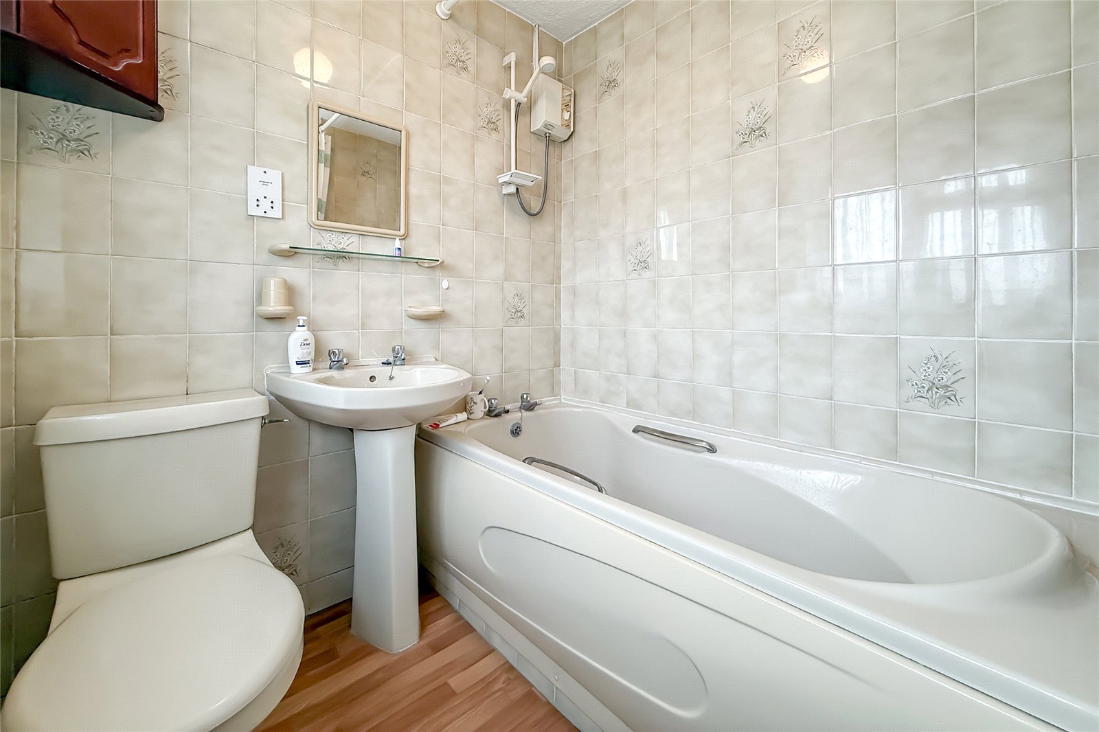 3 bed semi-detached house for sale in Front Street, Slip End, Bedfordshire, LU1  - Property Image 11