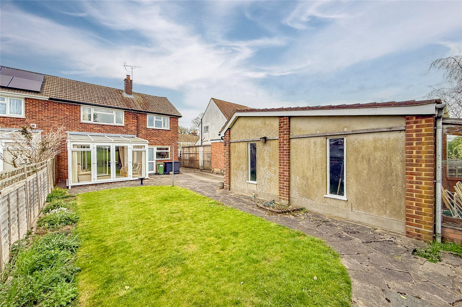 3 bed semi-detached house for sale in Front Street, Slip End, Bedfordshire, LU1  - Property Image 12