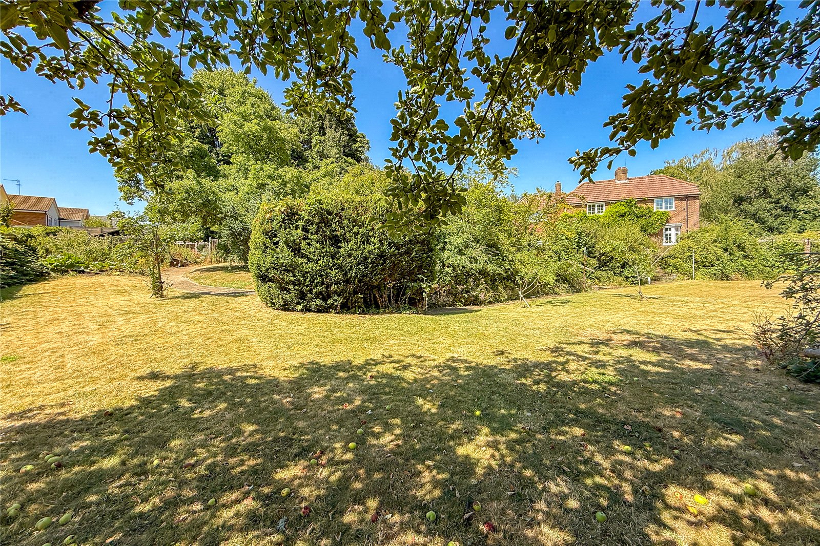 4 bed detached house for sale in The Common, Harpenden, Hertfordshire, AL5  - Property Image 31