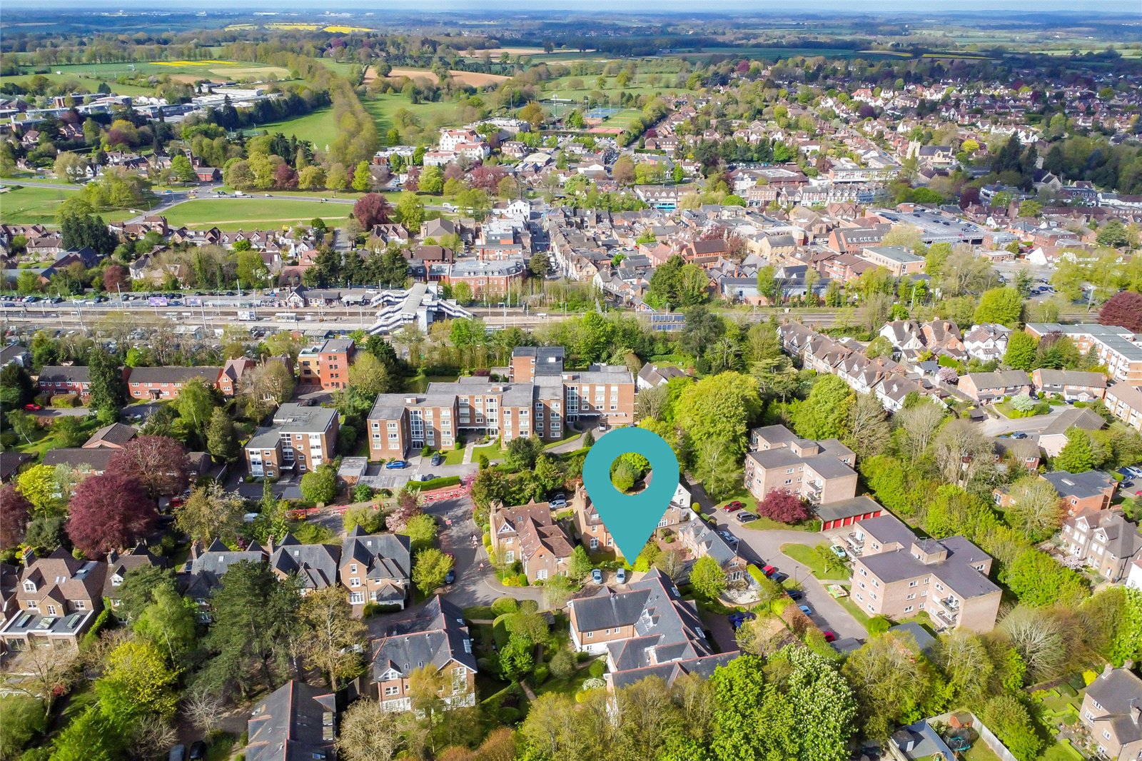 1 bed apartment for sale in Poets Court, Milton Road, Harpenden, Hertfordshire, AL5  - Property Image 10