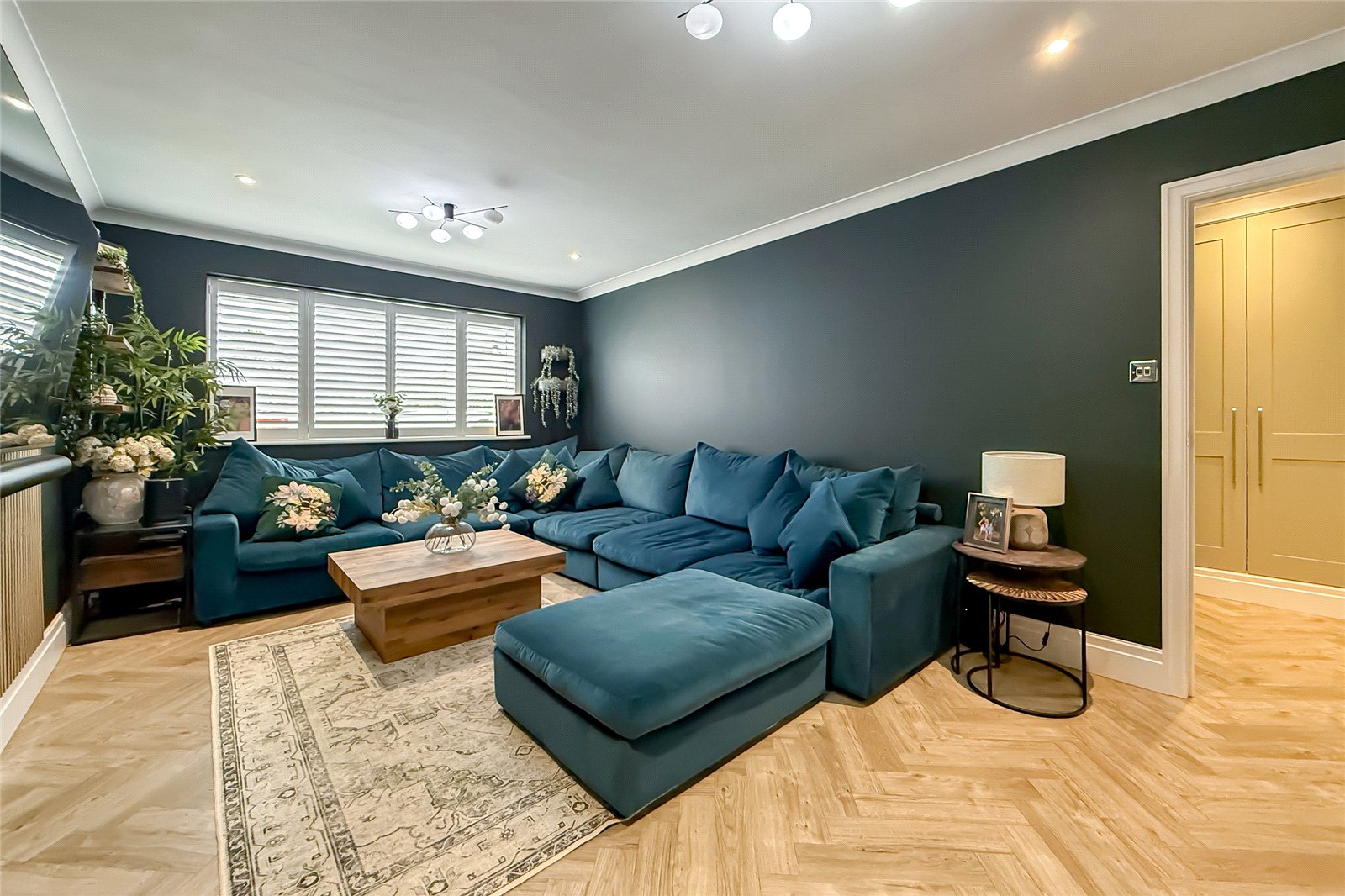 4 bed detached house for sale in Ashley Gardens, Harpenden, Hertfordshire, AL5  - Property Image 2