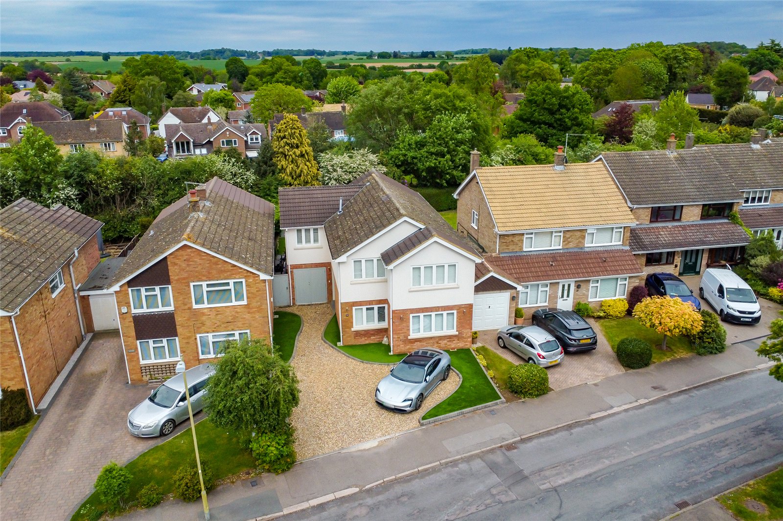 4 bed detached house for sale in Ashley Gardens, Harpenden, Hertfordshire, AL5  - Property Image 37