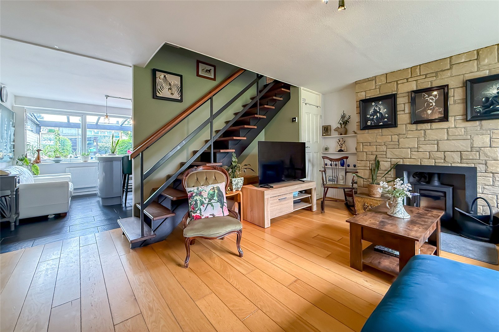 3 bed terraced house for sale in Willow Way, Harpenden, Hertfordshire, AL5 - Property Image 3