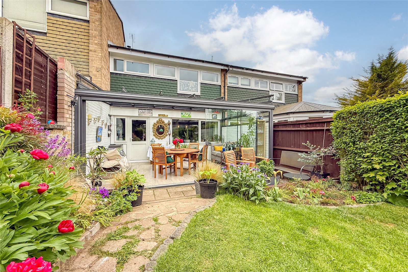 3 bed terraced house for sale in Willow Way, Harpenden, Hertfordshire, AL5 - Property Image 12