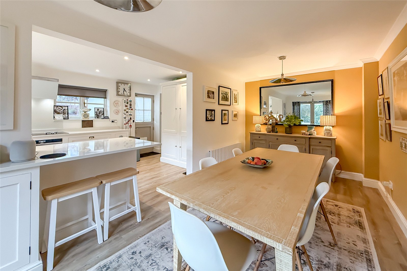 4 bed terraced house for sale in Fish Street, Redbourn, Hertfordshire, AL3  - Property Image 3