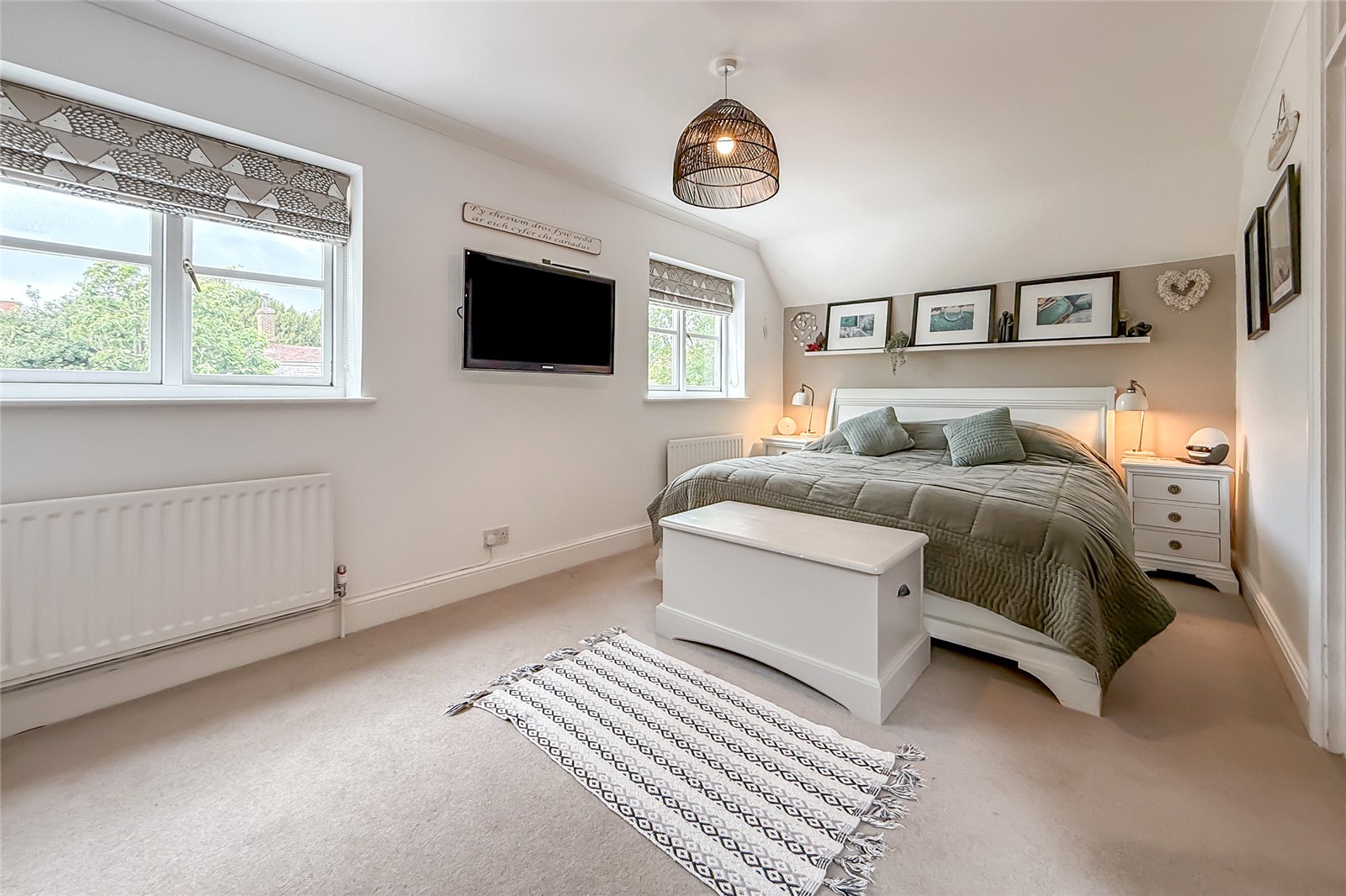 4 bed terraced house for sale in Fish Street, Redbourn, Hertfordshire, AL3  - Property Image 7