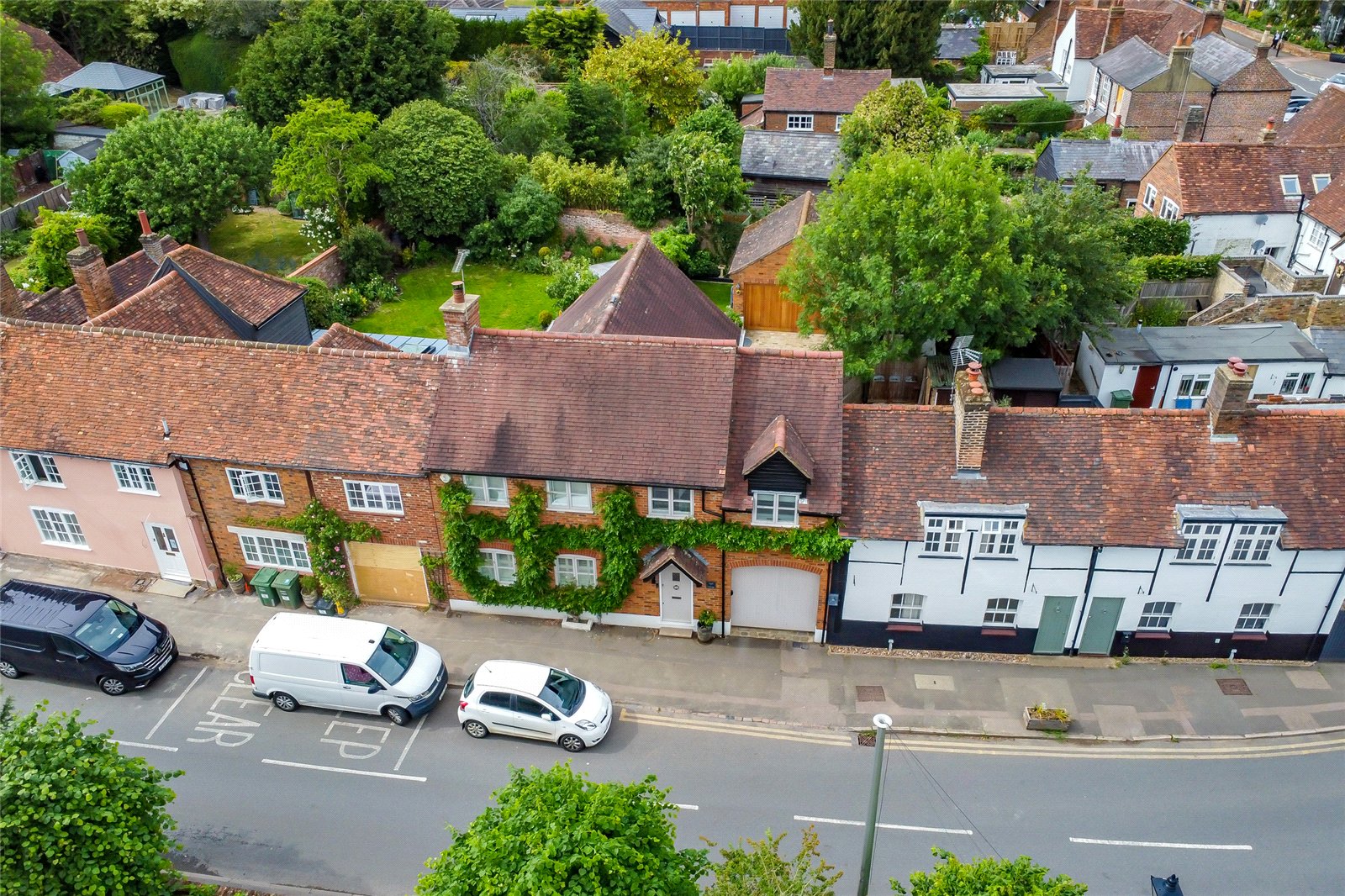 4 bed terraced house for sale in Fish Street, Redbourn, Hertfordshire, AL3  - Property Image 13