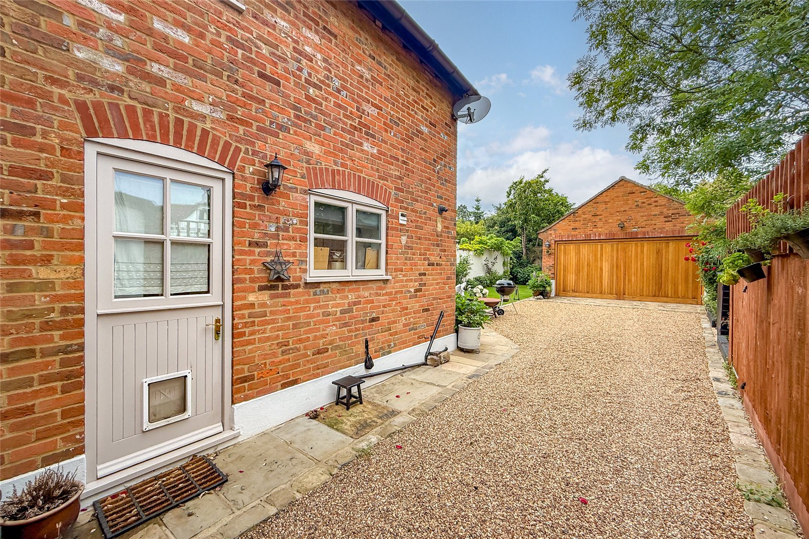 4 bed terraced house for sale in Fish Street, Redbourn, Hertfordshire, AL3  - Property Image 25