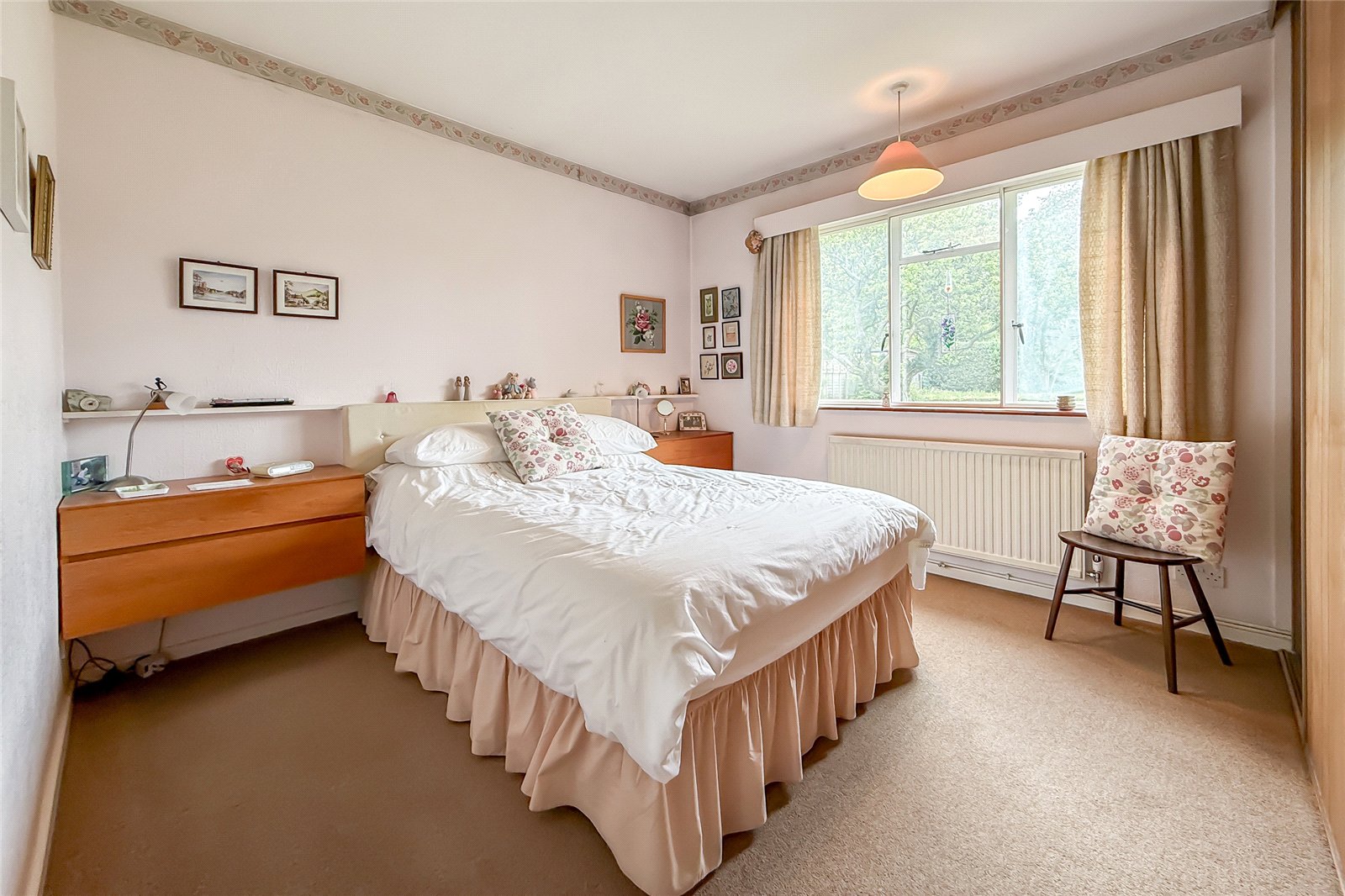 3 bed detached bungalow for sale in Paddock Wood, Harpenden, Hertfordshire, AL5 - Property Image 6