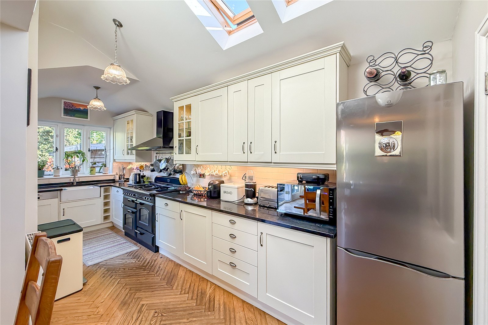 4 bed semi-detached house for sale in Sun Lane, Harpenden, Hertfordshire, AL5  - Property Image 5